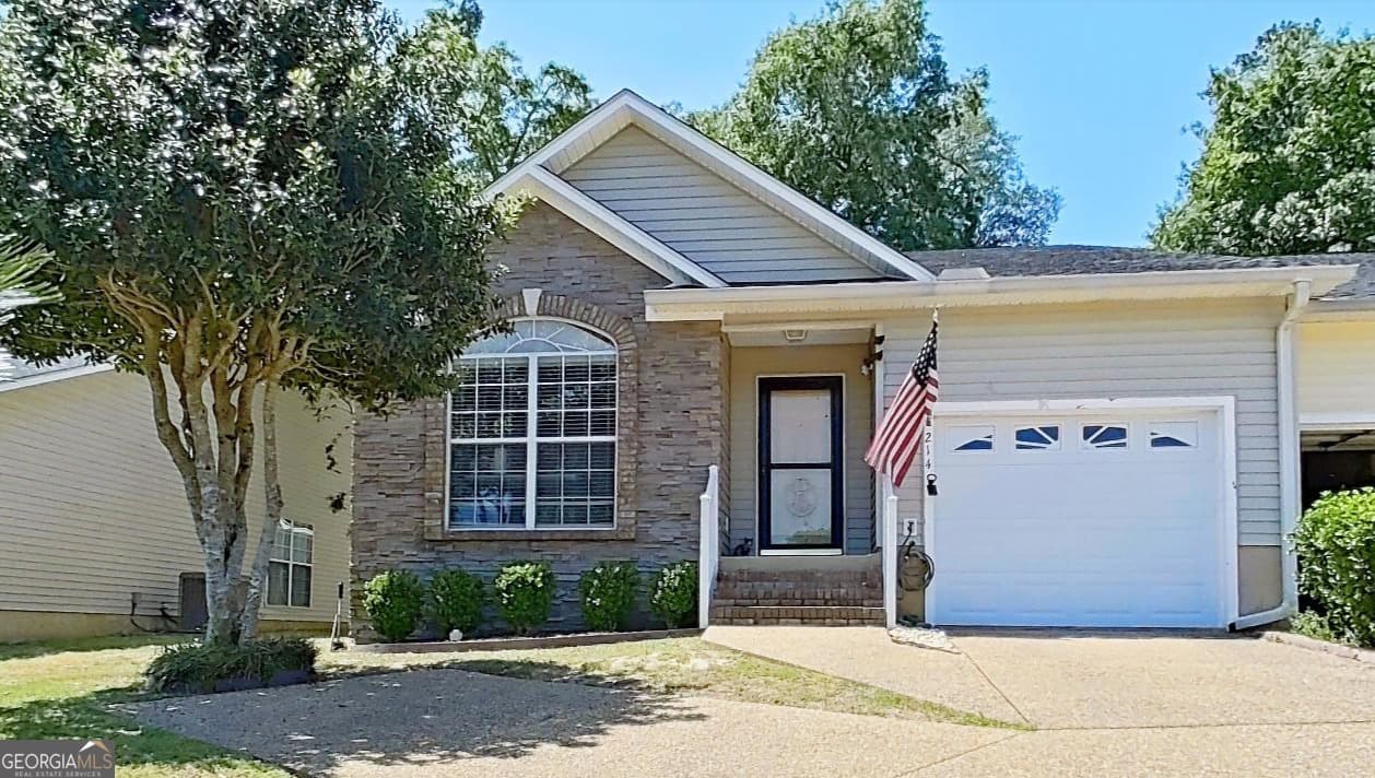 214 Huntington Pointe Drive, Thomasville, GA 31757 — most recent listing photo