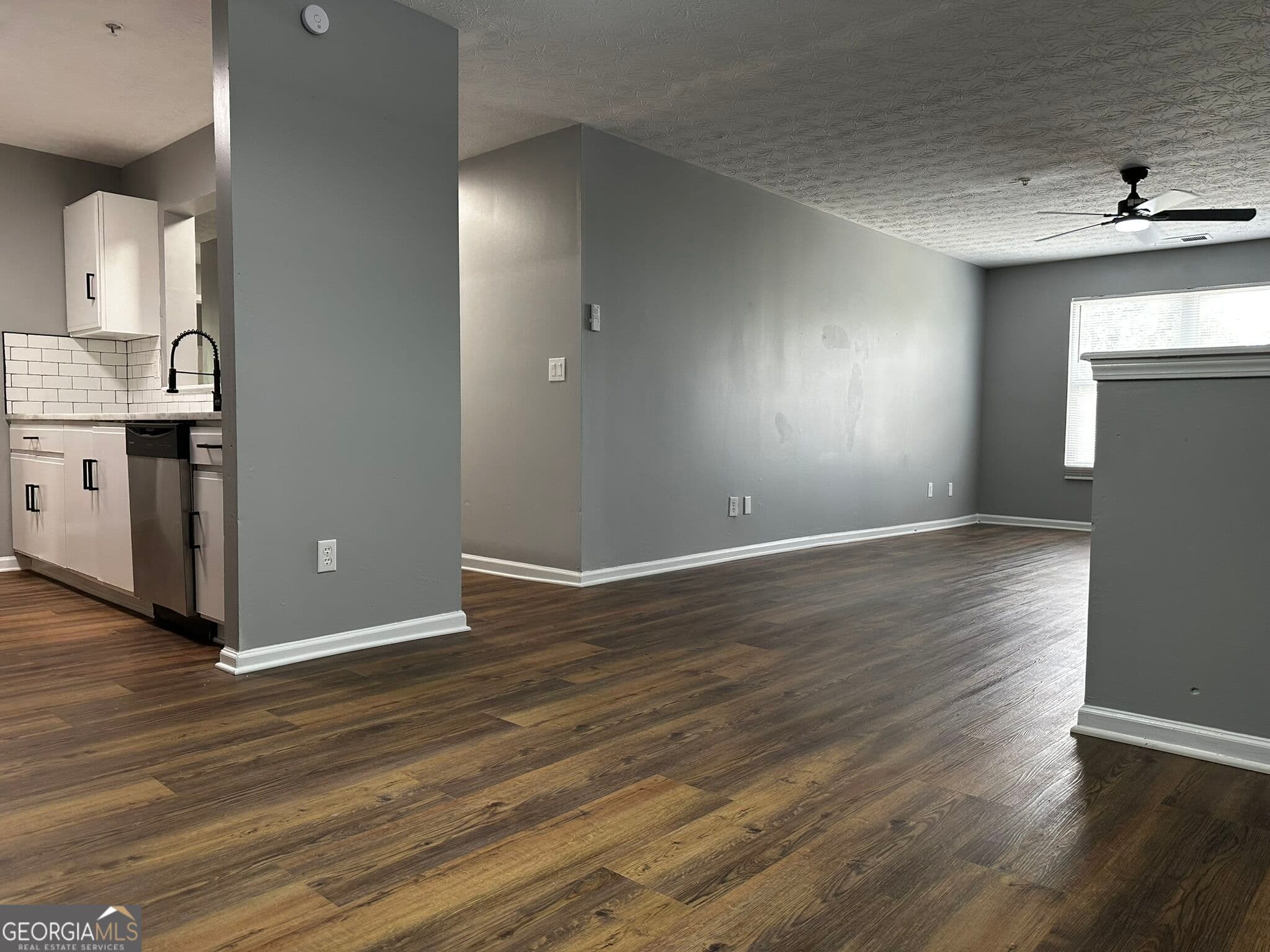 3 bedroom, 2 bathroom, 1,292 sq ft condominium for rent at 9302 Fairington Ridge Circle, Lithonia, GA 30038 for $1,425 a month — photo 5