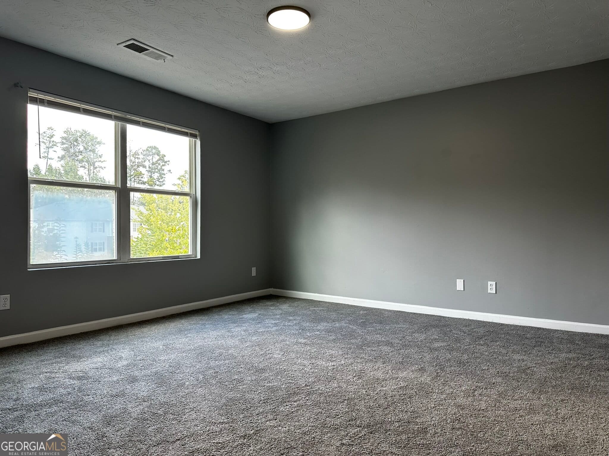 3 bedroom, 2 bathroom, 1,292 sq ft condominium for rent at 9302 Fairington Ridge Circle, Lithonia, GA 30038 for $1,425 a month — photo 9