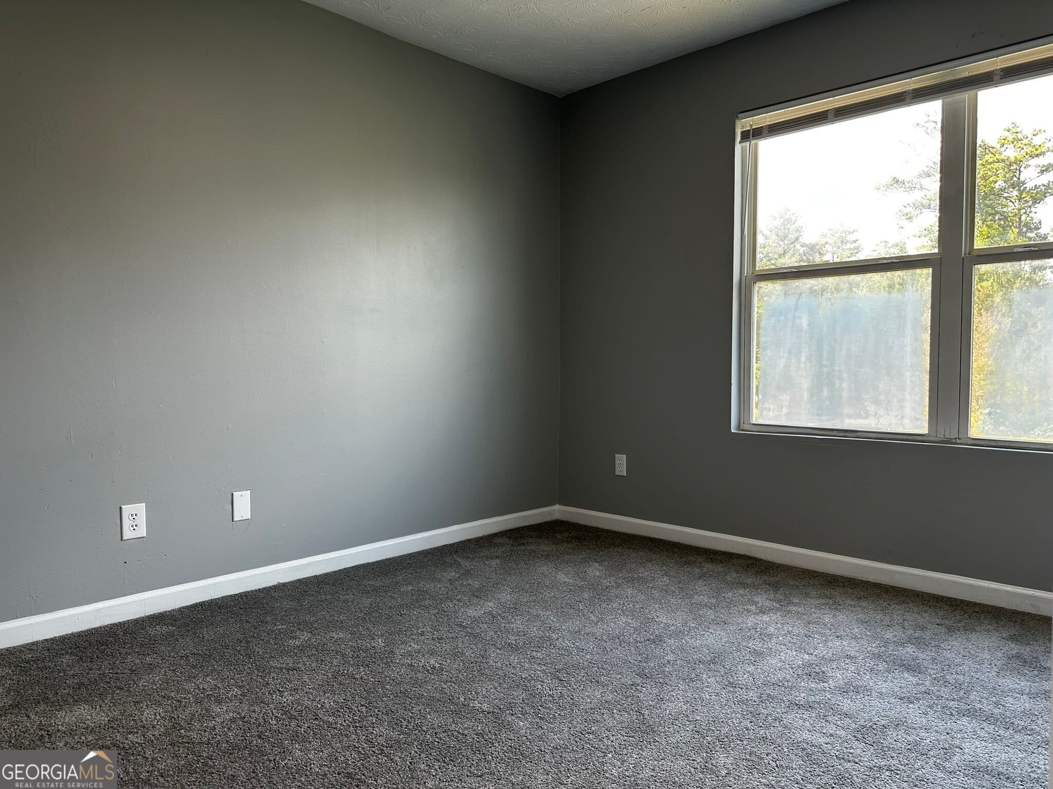 3 bedroom, 2 bathroom, 1,292 sq ft condominium for rent at 9302 Fairington Ridge Circle, Lithonia, GA 30038 for $1,425 a month — photo 4