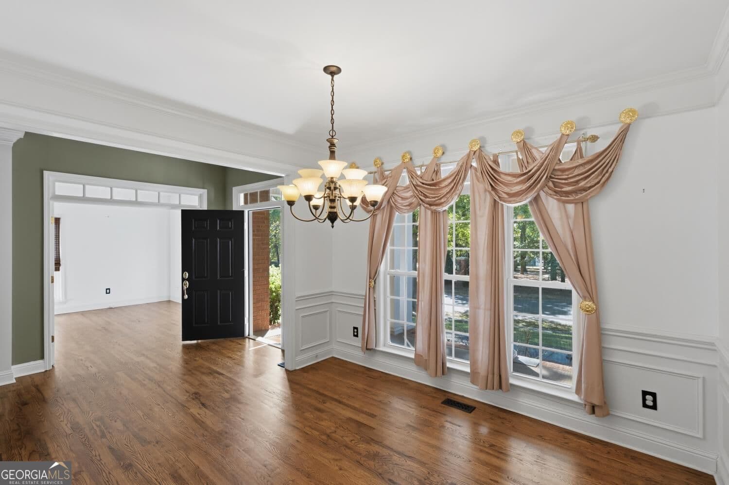 4 bedroom, 2.5 bathroom, 3,128 sq ft single family residence for sale at 217 Providence Boulevard, Macon, GA 31210 — photo 5