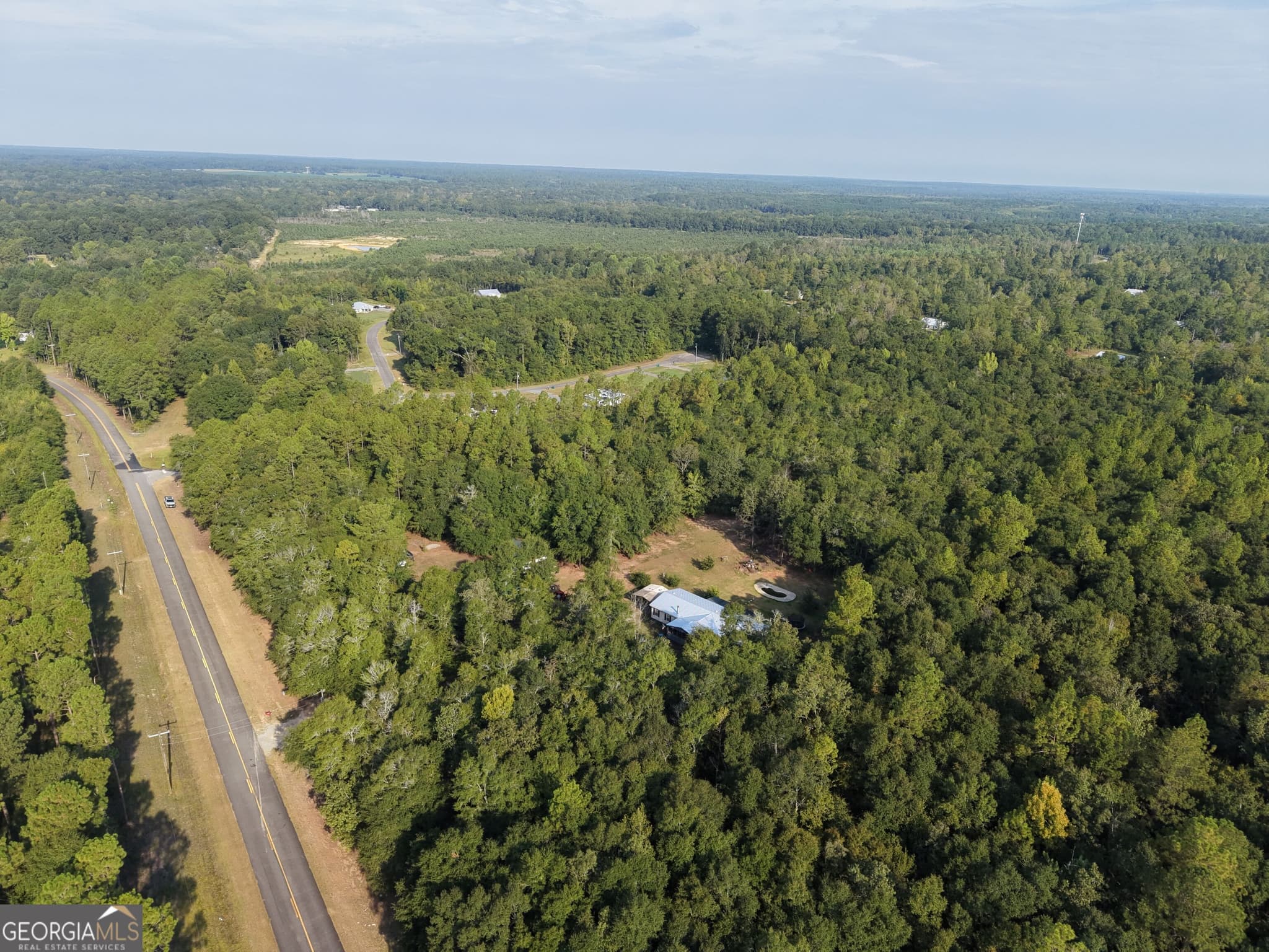 3 bedroom, 2 bathroom, 2,040 sq ft manufactured home,single family residence for sale at 482 Campers Haven Road, Vienna, GA 31092 — photo 10