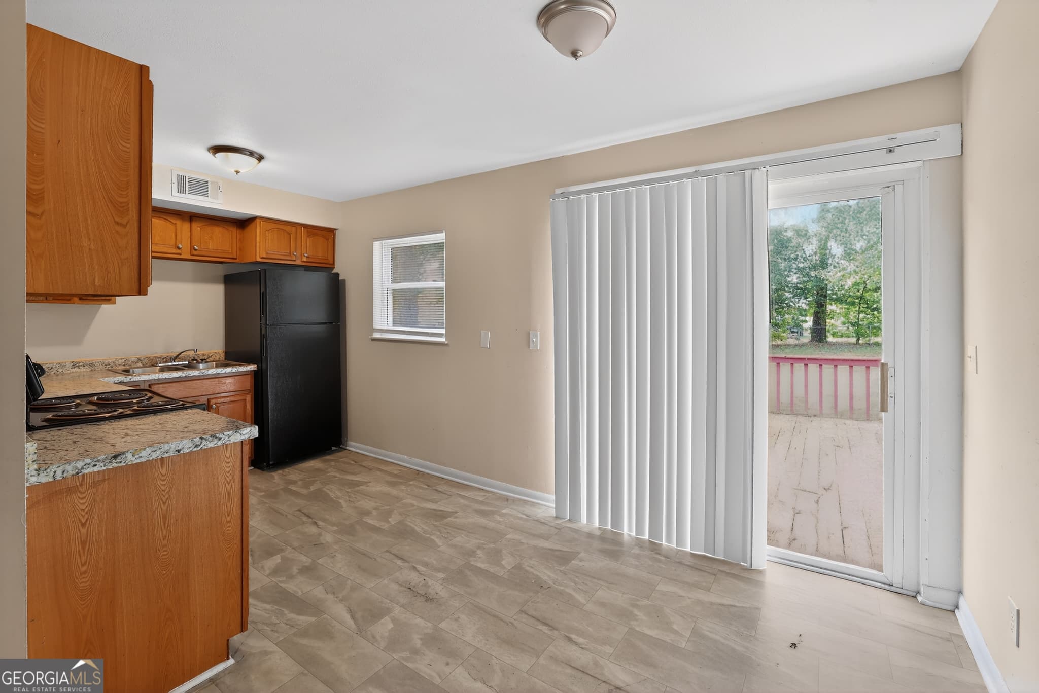 2 bedroom, 1.5 bathroom, 1,002 sq ft single family residence under contract at 1714 Apple Valley Drive, Augusta, GA 30906 — photo 7