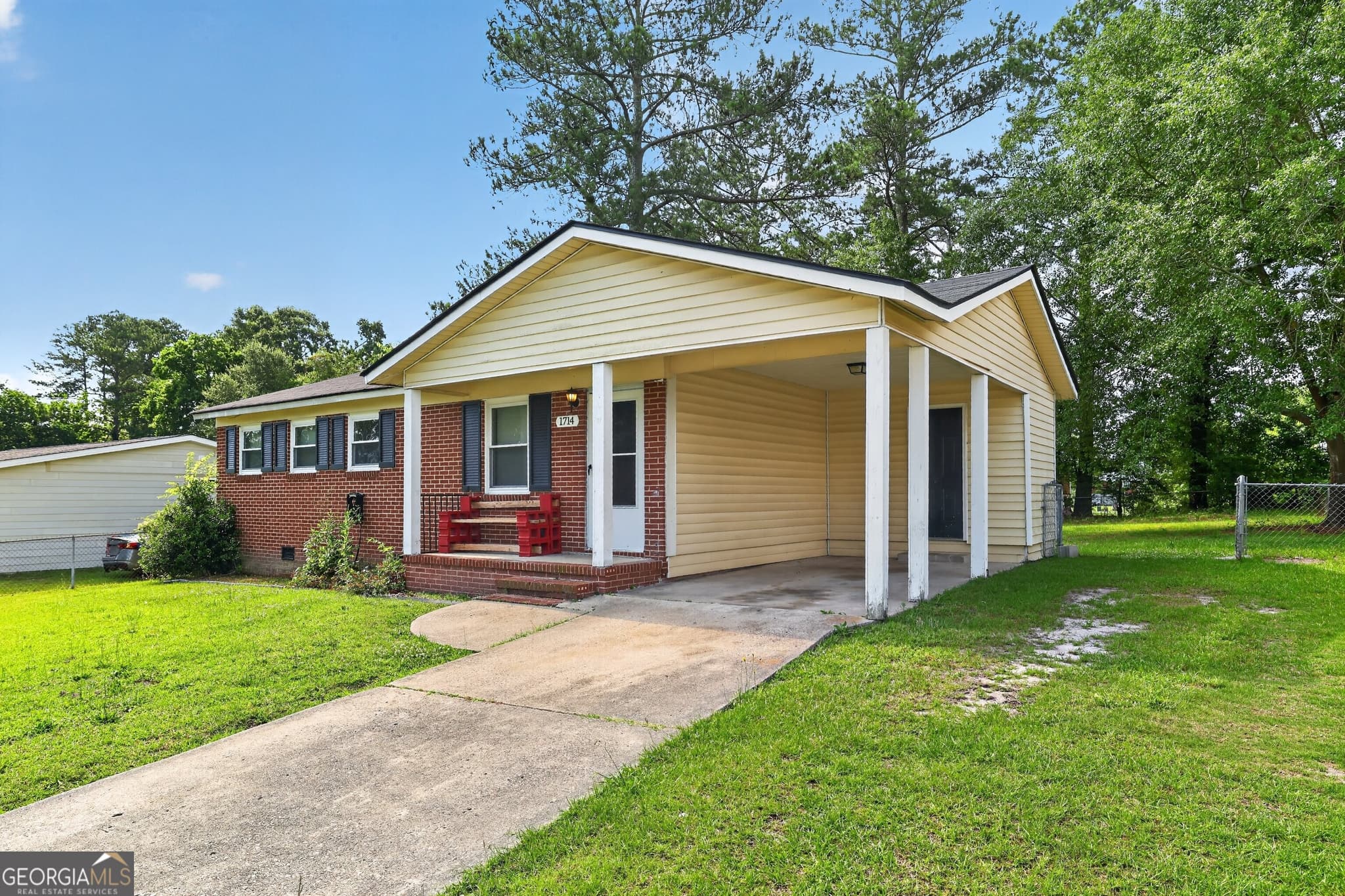 2 bedroom, 1.5 bathroom, 1,002 sq ft single family residence under contract at 1714 Apple Valley Drive, Augusta, GA 30906 — photo 3