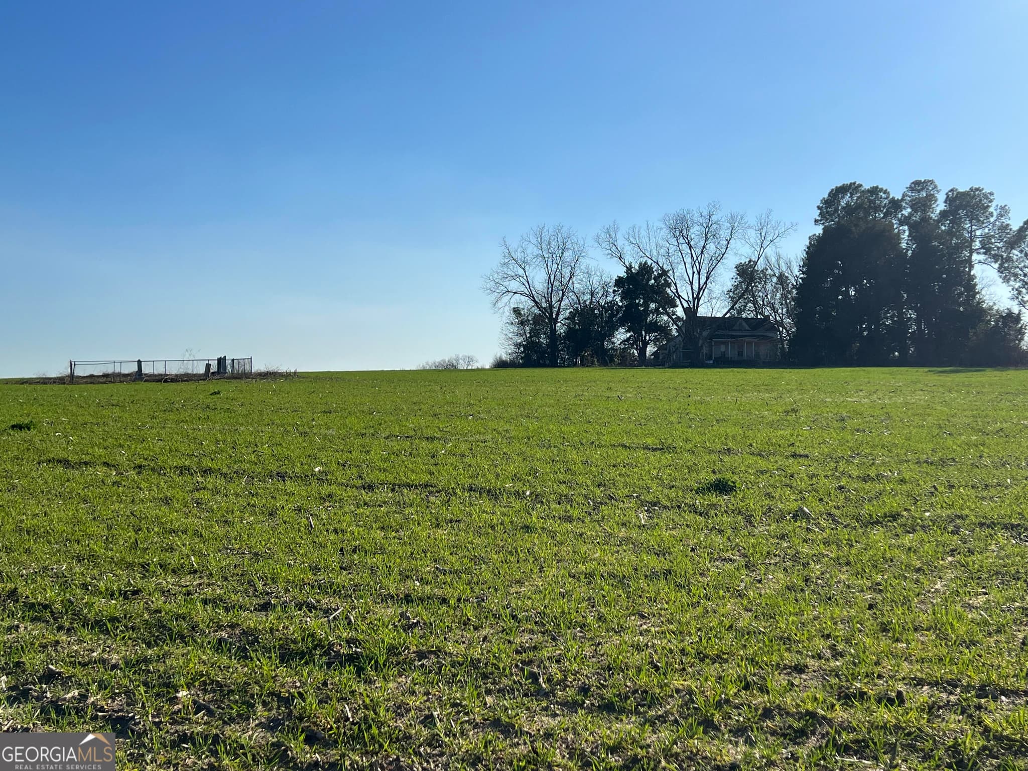 3 bedroom, 1 bathroom, 1,390 sq ft farm sold at 455 Gip Road, Millen, GA 30442