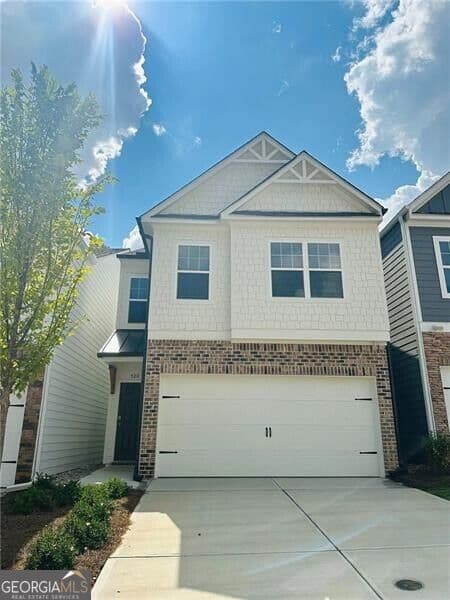 3 bedroom, 2.5 bathroom single family residence for rent at 520 Hayes Lane, Canton, GA 30115 for $2,300 a month — photo 1 of 1