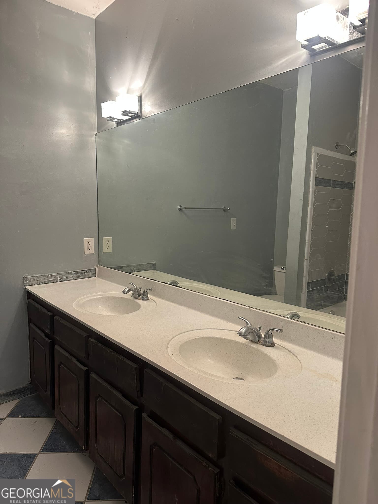 4 bedroom, 2.5 bathroom, 2,840 sq ft single family residence for sale at 180 Antebellum Way, Riverdale, GA 30274 — photo 4