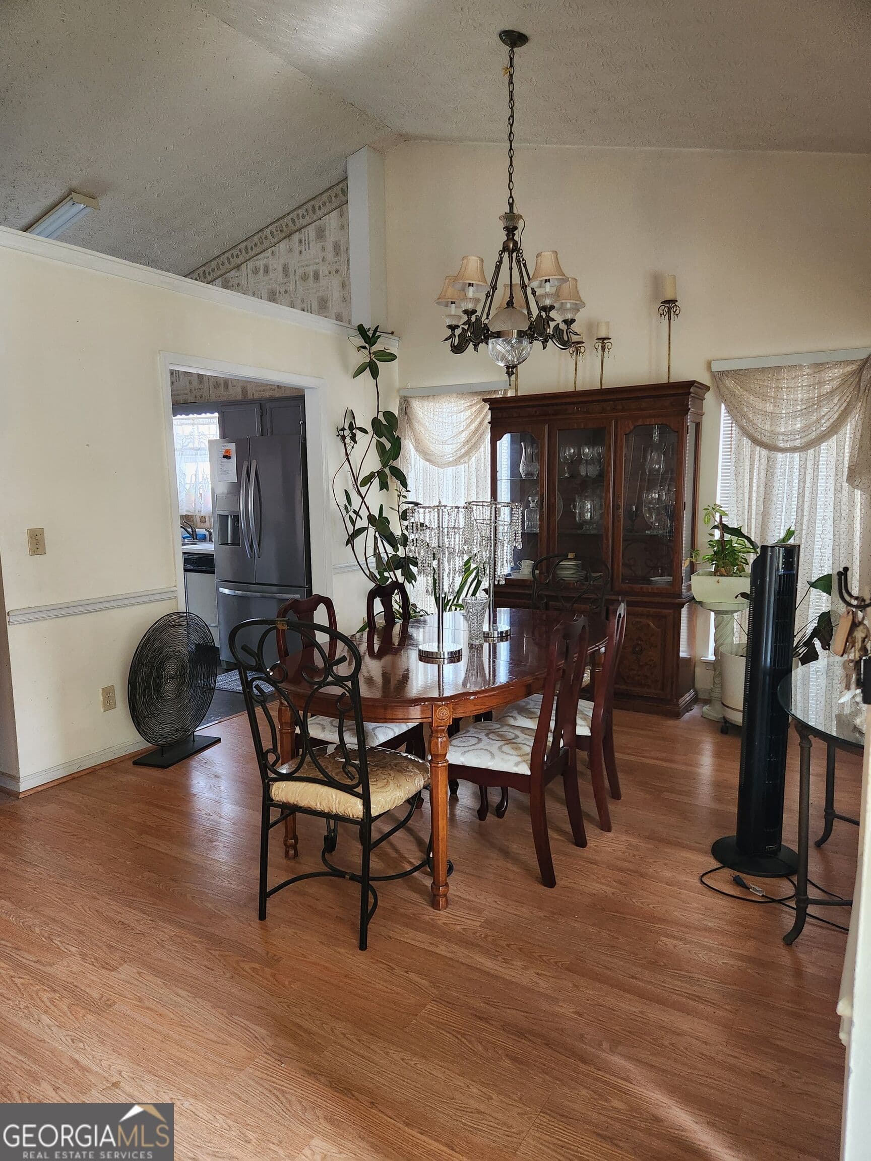 3 bedroom, 2 bathroom, 1,832 sq ft single family residence for sale at 8440 Cedar Creek Ridge, Riverdale, GA 30274 — photo 7