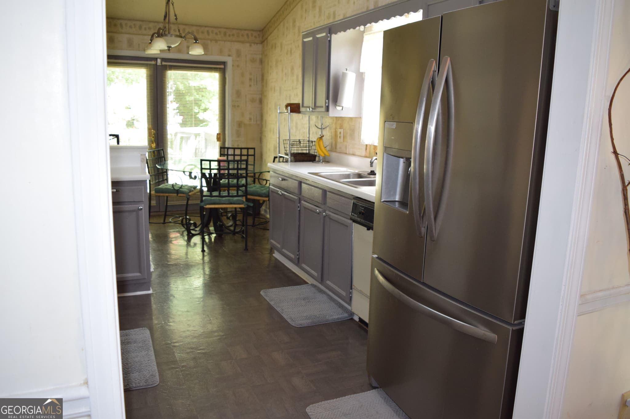 3 bedroom, 2 bathroom, 1,832 sq ft single family residence for sale at 8440 Cedar Creek Ridge, Riverdale, GA 30274 — photo 9