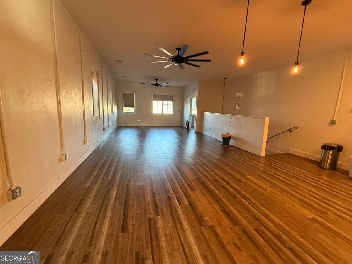 1 bedroom, 1.5 bathroom, 839 sq ft loft,apartment for rent at 95 W Franklin Street APT. B, Hartwell, GA 30643 for $1,200 a month — photo 3
