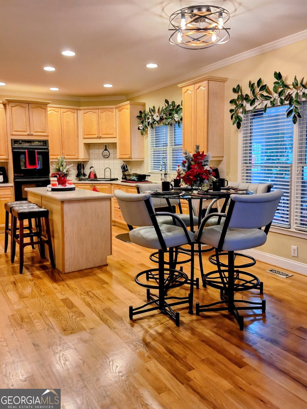 7 bedroom, 5 bathroom, 5,146 sq ft single family residence for sale at 895 Windcrest Place, South Fulton, GA 30331 — photo 9
