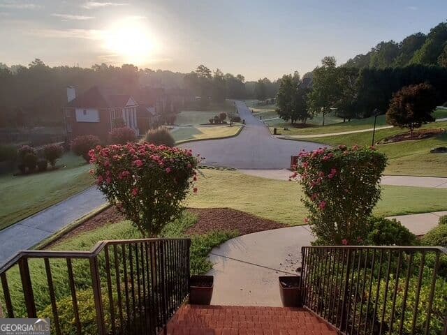 7 bedroom, 5 bathroom, 5,146 sq ft single family residence for sale at 895 Windcrest Place, South Fulton, GA 30331 — photo 4