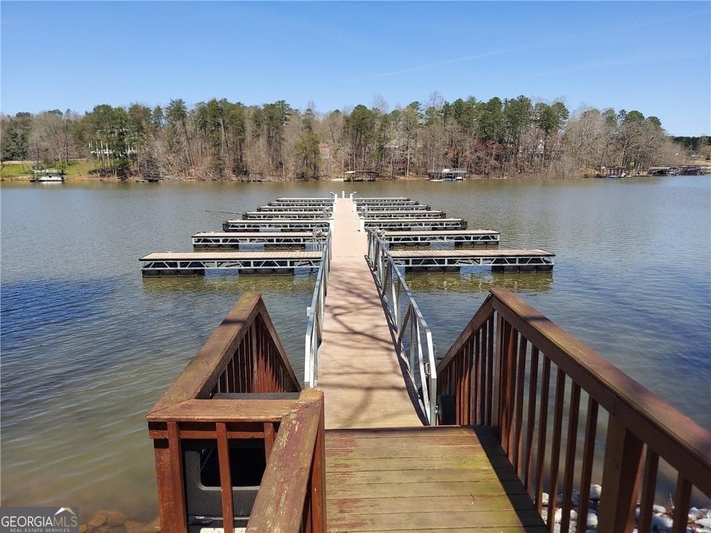 2 bedroom, 2 bathroom, 950 sq ft single family residence for sale at 6134 Grant Ford Road, Gainesville, GA 30506 — photo 2