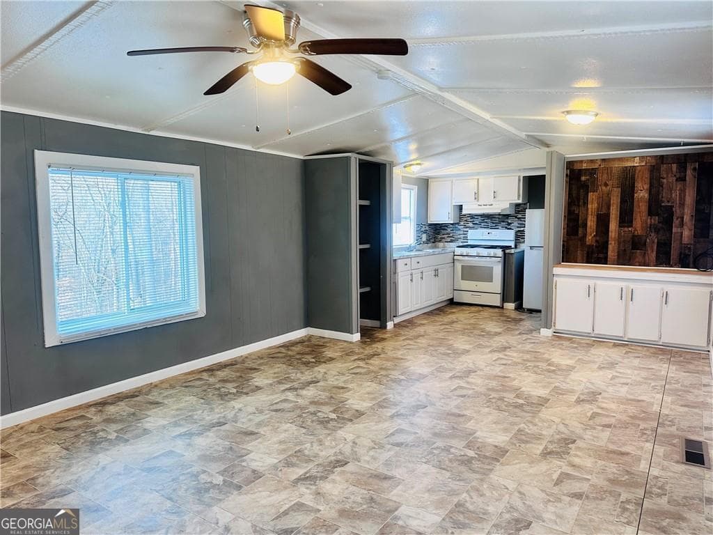 2 bedroom, 2 bathroom, 950 sq ft single family residence for sale at 6134 Grant Ford Road, Gainesville, GA 30506 — photo 6