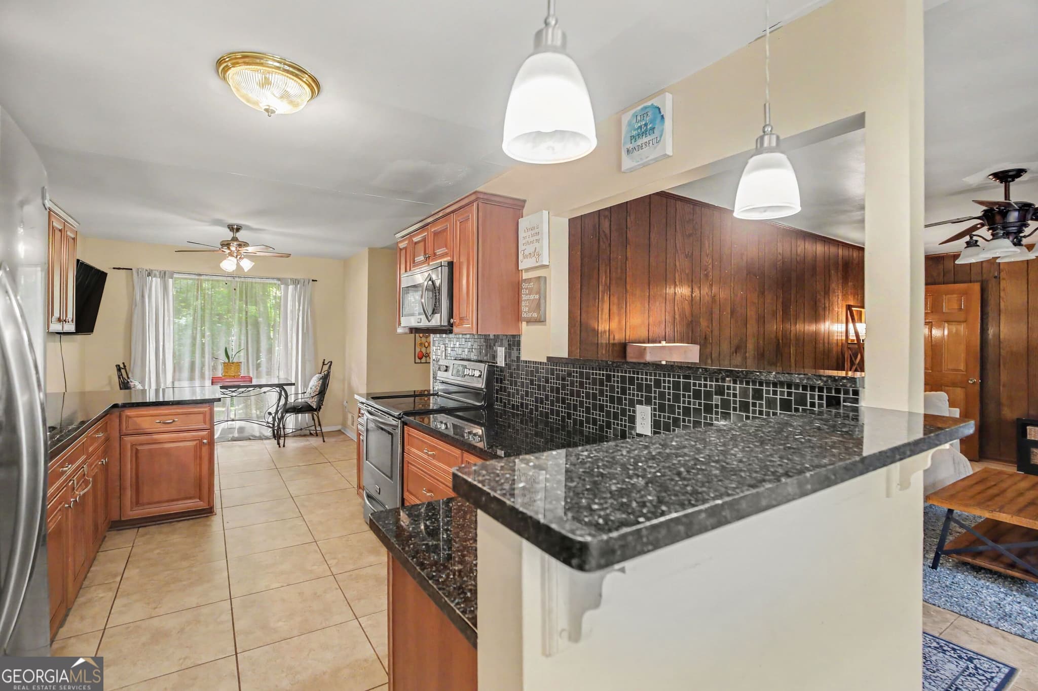 3 bedroom, 2 bathroom, 1,764 sq ft single family residence for sale at 779 Pinehurst Drive, Fairburn, GA 30213 — photo 7