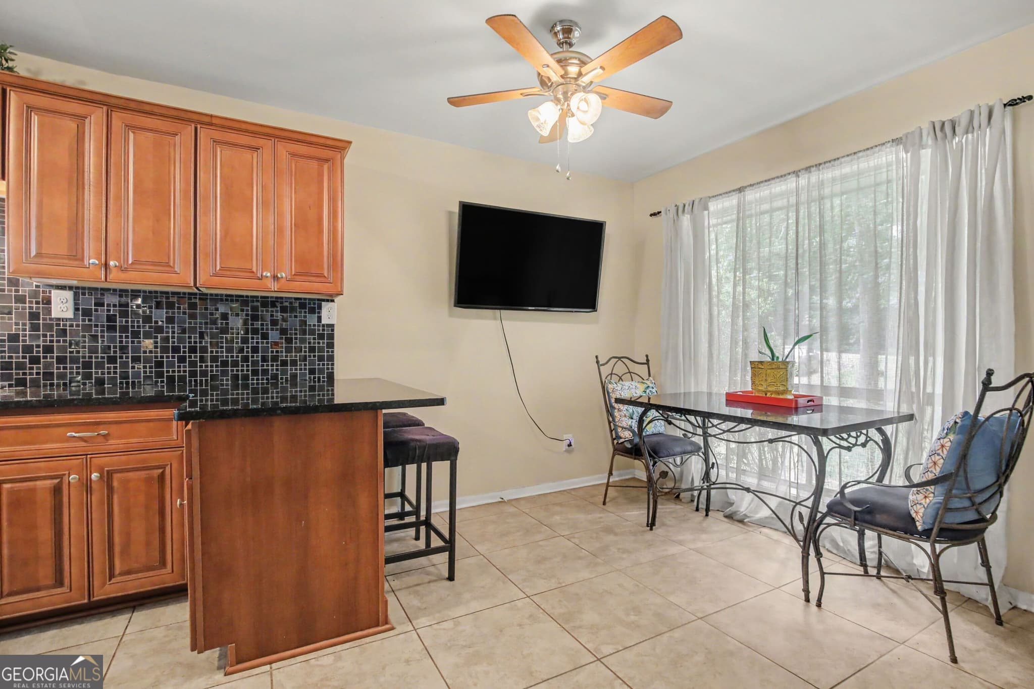 3 bedroom, 2 bathroom, 1,764 sq ft single family residence for sale at 779 Pinehurst Drive, Fairburn, GA 30213 — photo 10