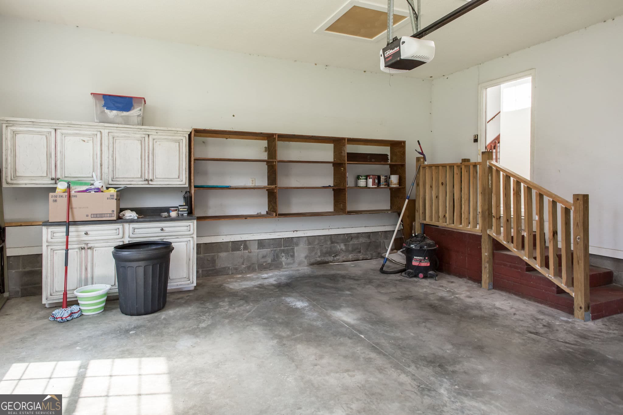 5 bedroom, 3 bathroom, 3,144 sq ft single family residence for sale at 2620 Gibbs Street, Waycross, GA 31503 — photo 10