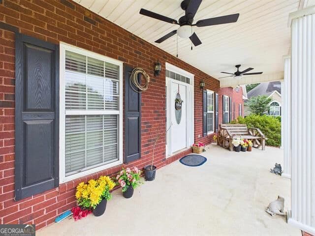 4 bedroom, 2 bathroom, 2,444 sq ft single family residence for sale at 129 Gardenia Drive, Warner Robins, GA 31088 — photo 2