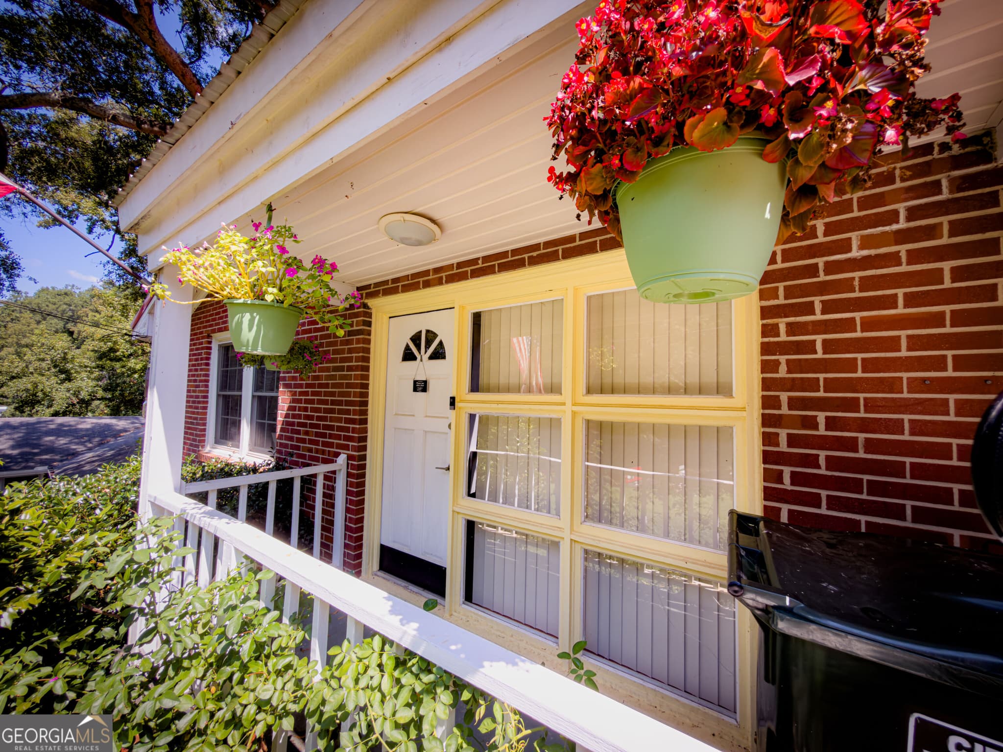 2 bedroom, 1.5 bathroom, 1,056 sq ft single family residence for sale at 62 Oak Street, Elberton, GA 30635 — photo 3