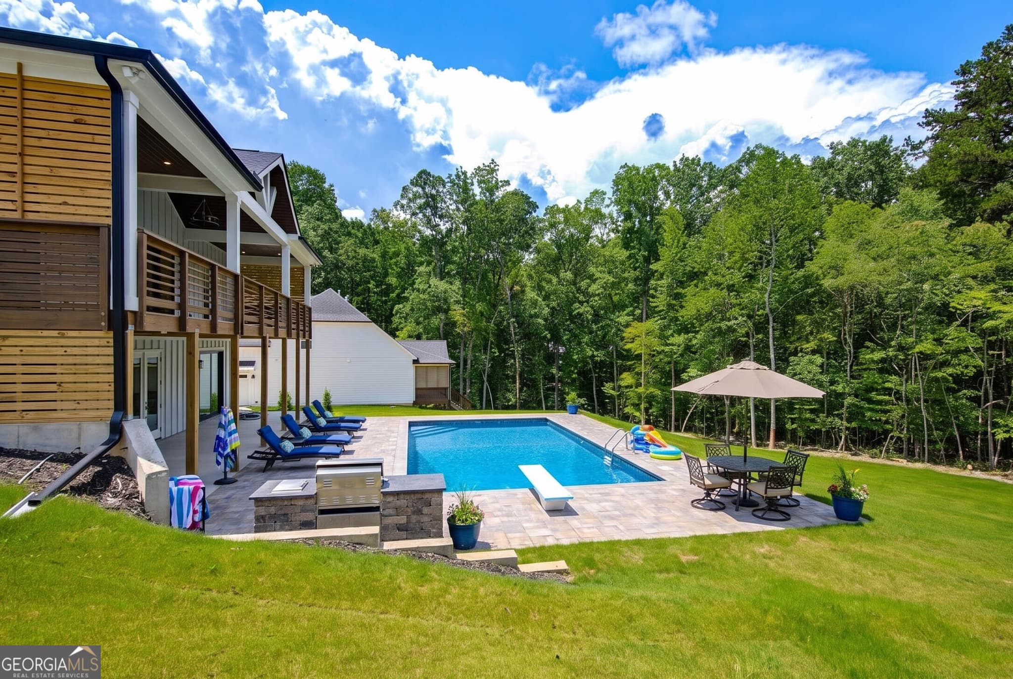 5 bedroom, 4 bathroom, 3,000 sq ft single family residence for sale at 3610 Fleming Drive, Cumming, GA 30041 — photo 3