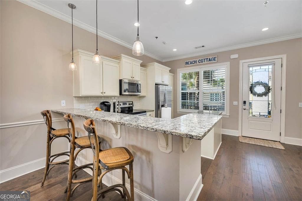 3 bedroom, 3.5 bathroom, 1,674 sq ft single family residence under contract at 174 Turtle Track Lane, Jekyll Island, GA 31527 — photo 10