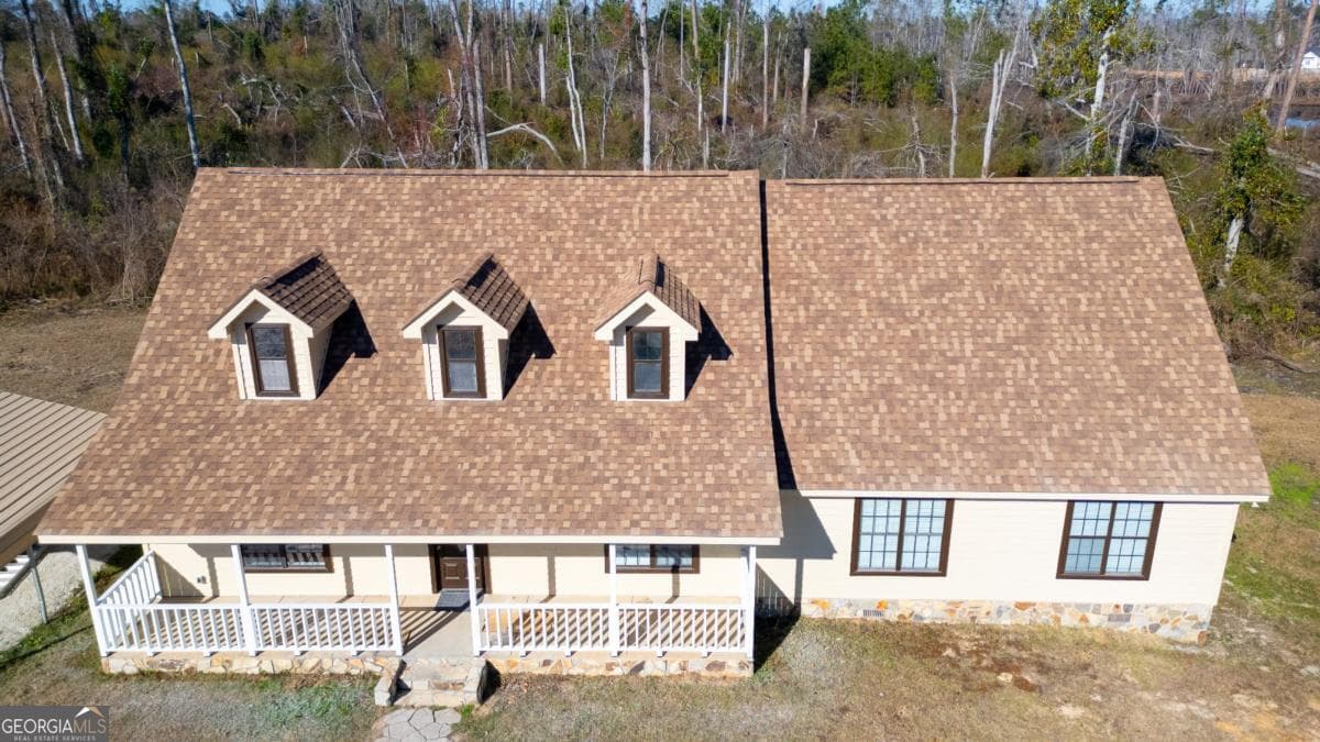 5 bedroom, 2 bathroom single family residence sold at 63 Reagin Road, Hazlehurst, GA 31539