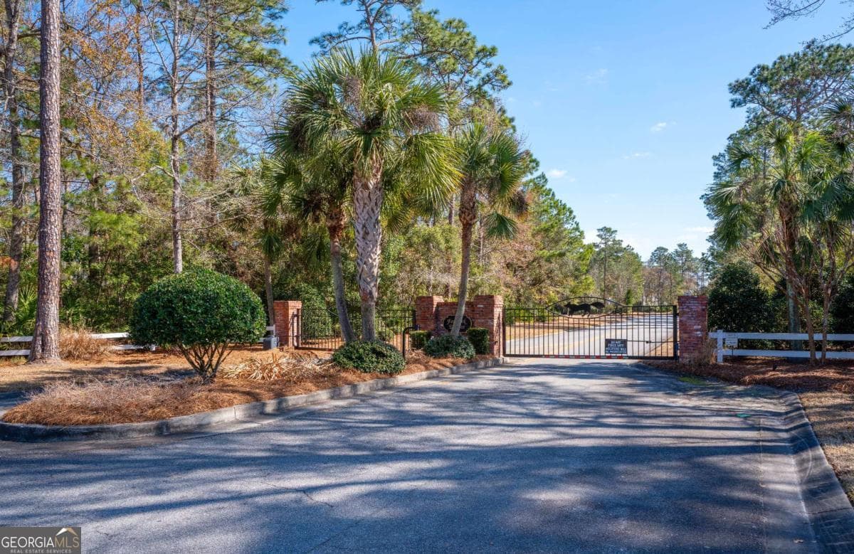residential lot for sale at 140 Bluebill Trail, Brunswick, GA 31523 — photo 2