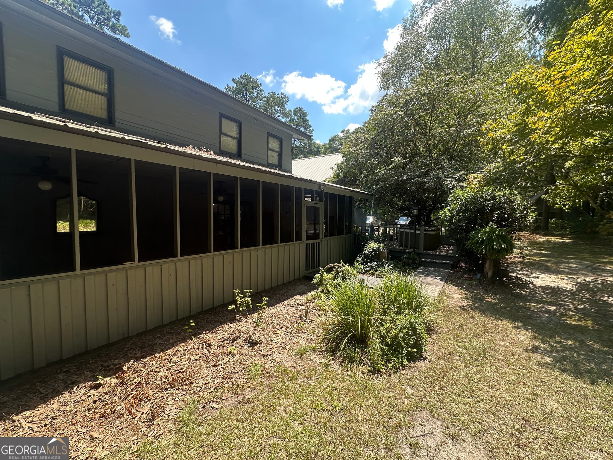 3 bedroom, 2 bathroom, 2,200 sq ft single family residence for sale at 3852 Poor Robin Road, Sylvania, GA 30467 — photo 7