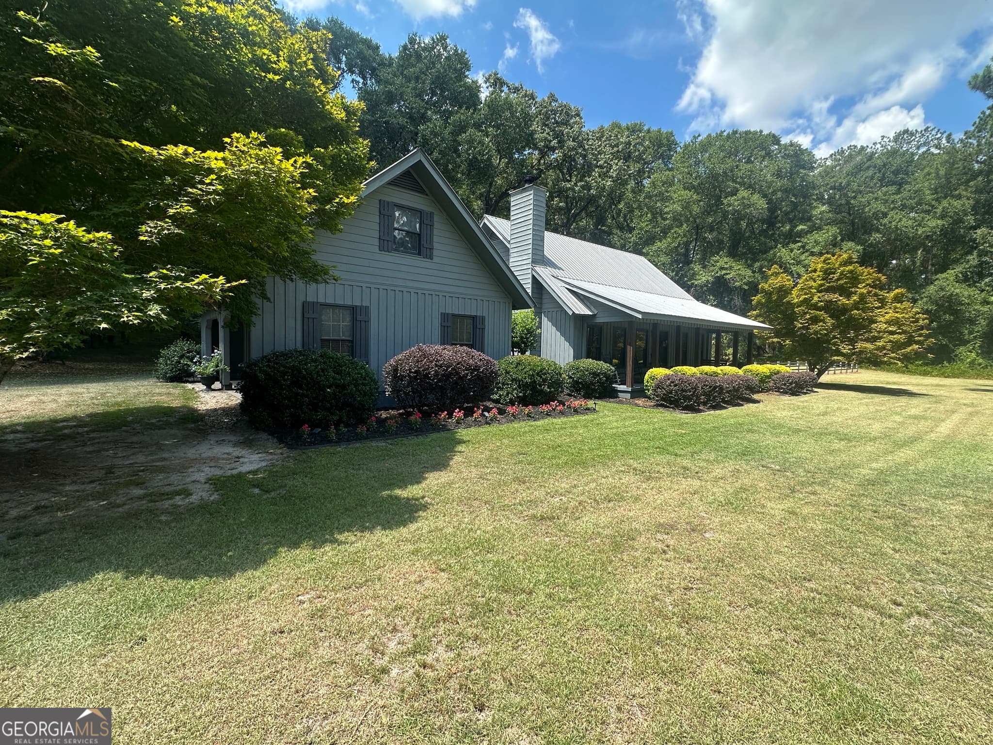 3 bedroom, 2 bathroom, 2,200 sq ft single family residence for sale at 3852 Poor Robin Road, Sylvania, GA 30467 — photo 4