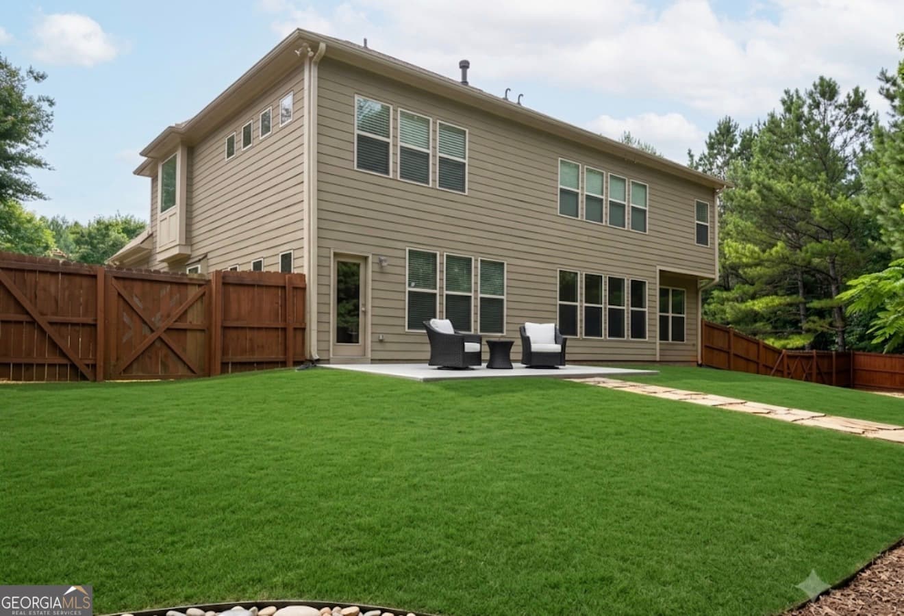 4 bedroom, 3 bathroom, 3,223 sq ft single family residence for sale at 1737 Rolling View Way, Dacula, GA 30019 — photo 3