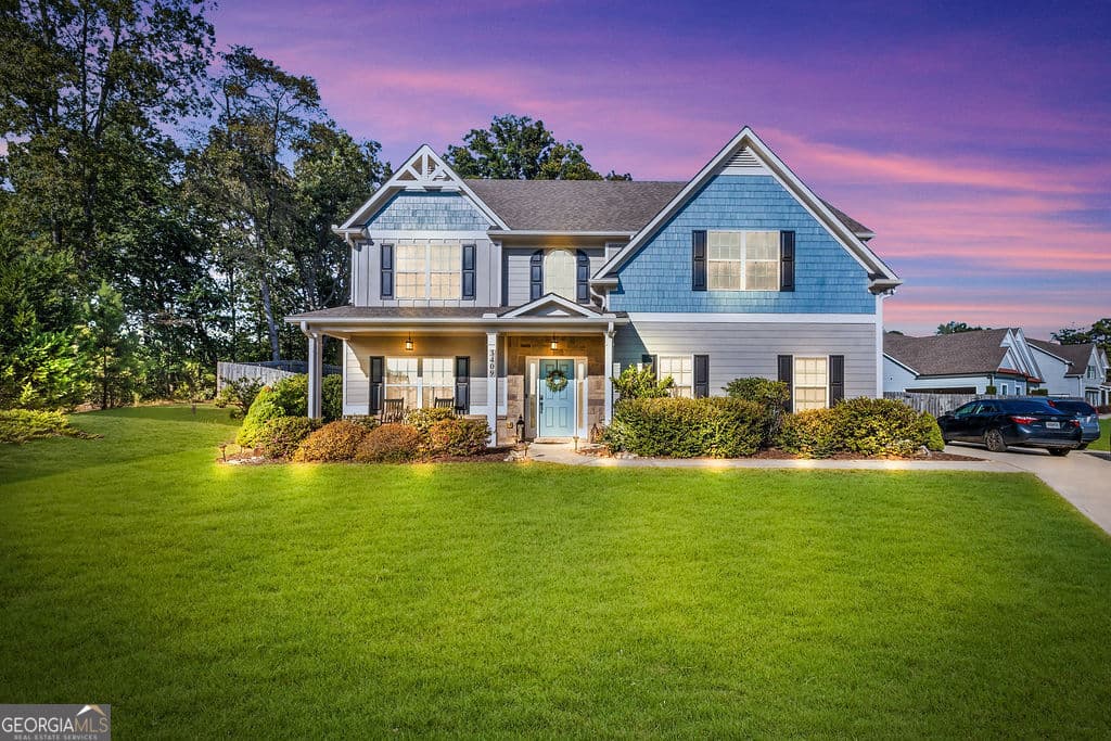4 bedroom, 2.5 bathroom, 2,765 sq ft single family residence for sale at 3409 Laurel Glen Court, Gainesville, GA 30504 — photo 1 of 29