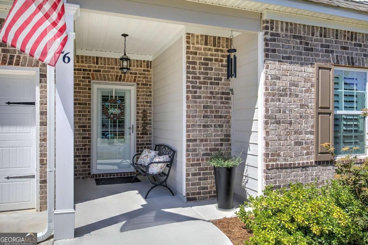 3 bedroom, 2 bathroom, 1,654 sq ft single family residence for sale at 26 Blarneystone Way, Adairsville, GA 30103 — photo 2
