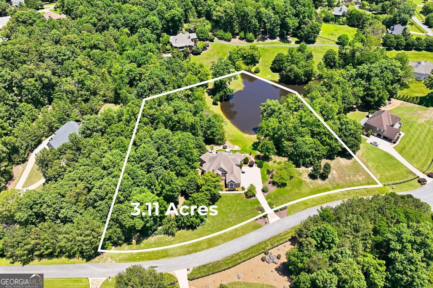 6 bedroom, 4.5 bathroom, 7,206 sq ft single family residence for sale at 8235 Hurakan Creek Crossing, Cumming, GA 30028 — photo 2