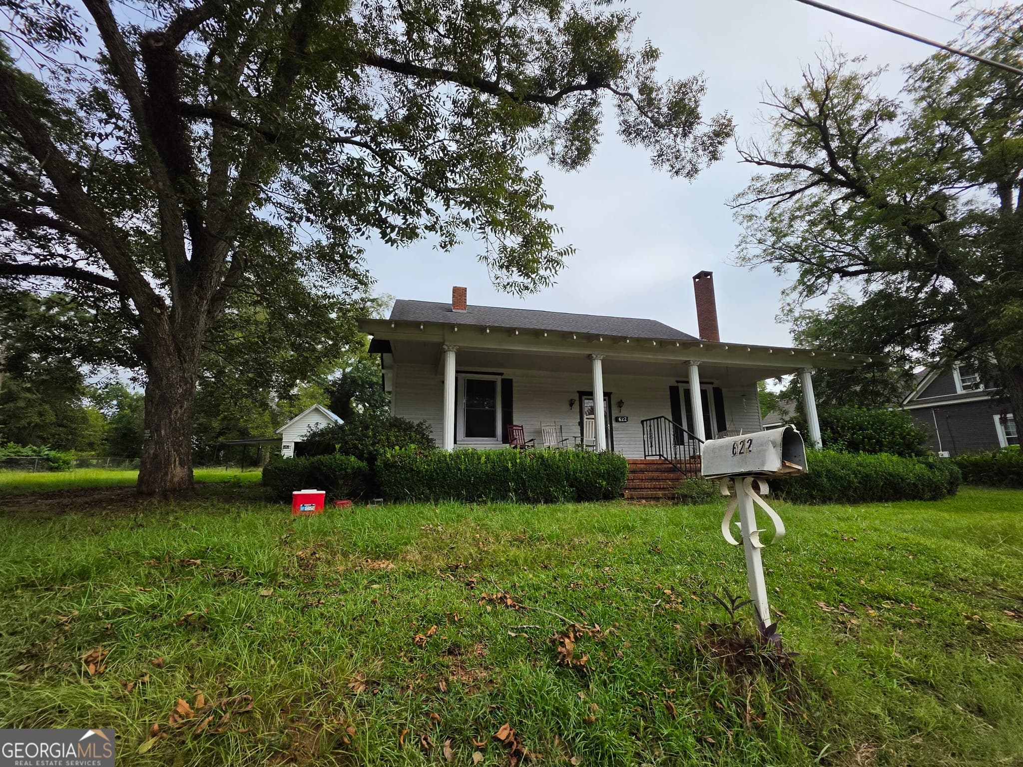 4 bedroom, 2 bathroom, 3,016 sq ft single family residence for sale at 622 6th Avenue, Dawson, GA 39842 — photo 2
