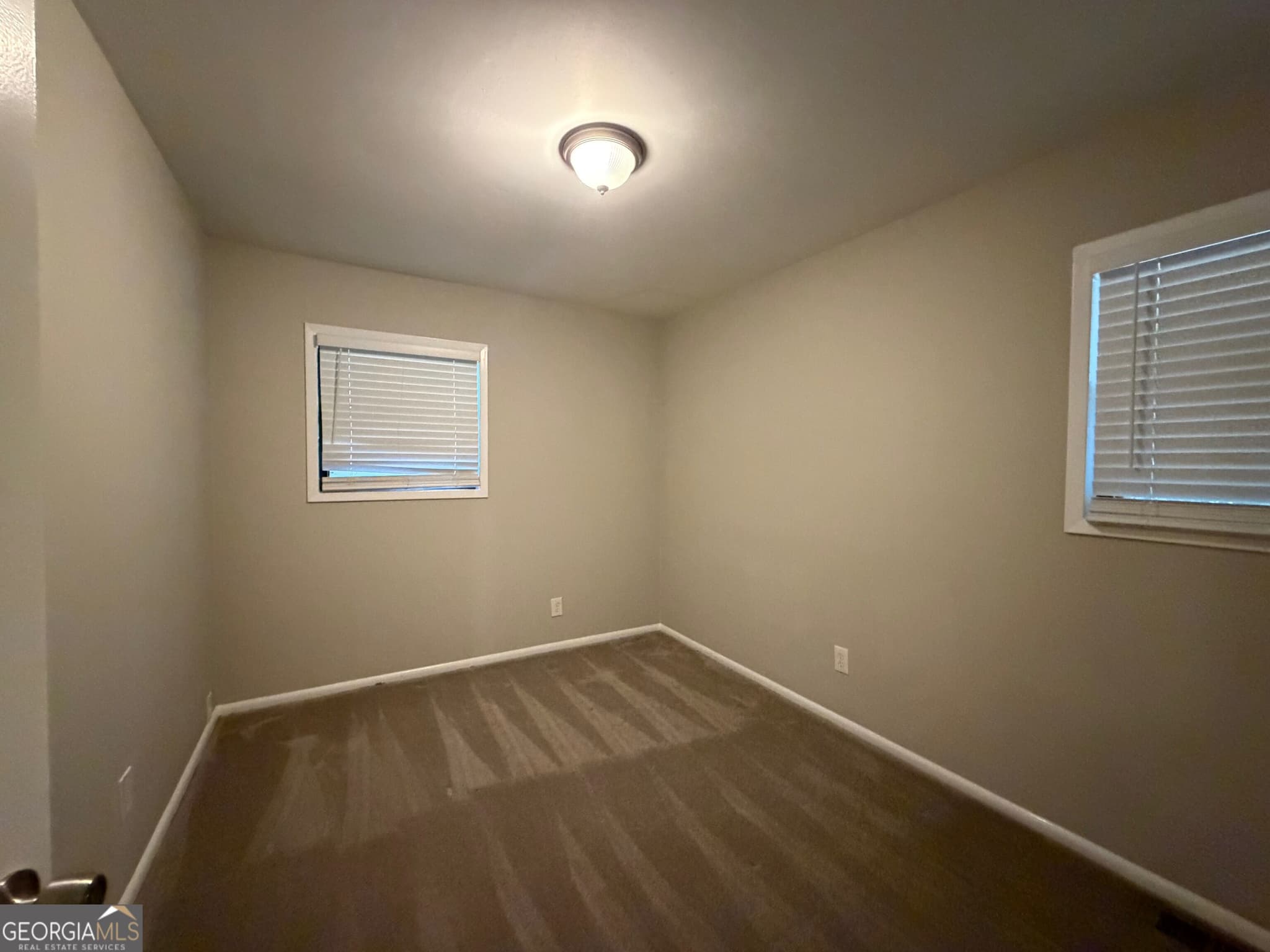 4 bedroom, 2 bathroom, 1,470 sq ft single family residence for sale at 2528 Benson Poole Road, Smyrna, GA 30082 — photo 6