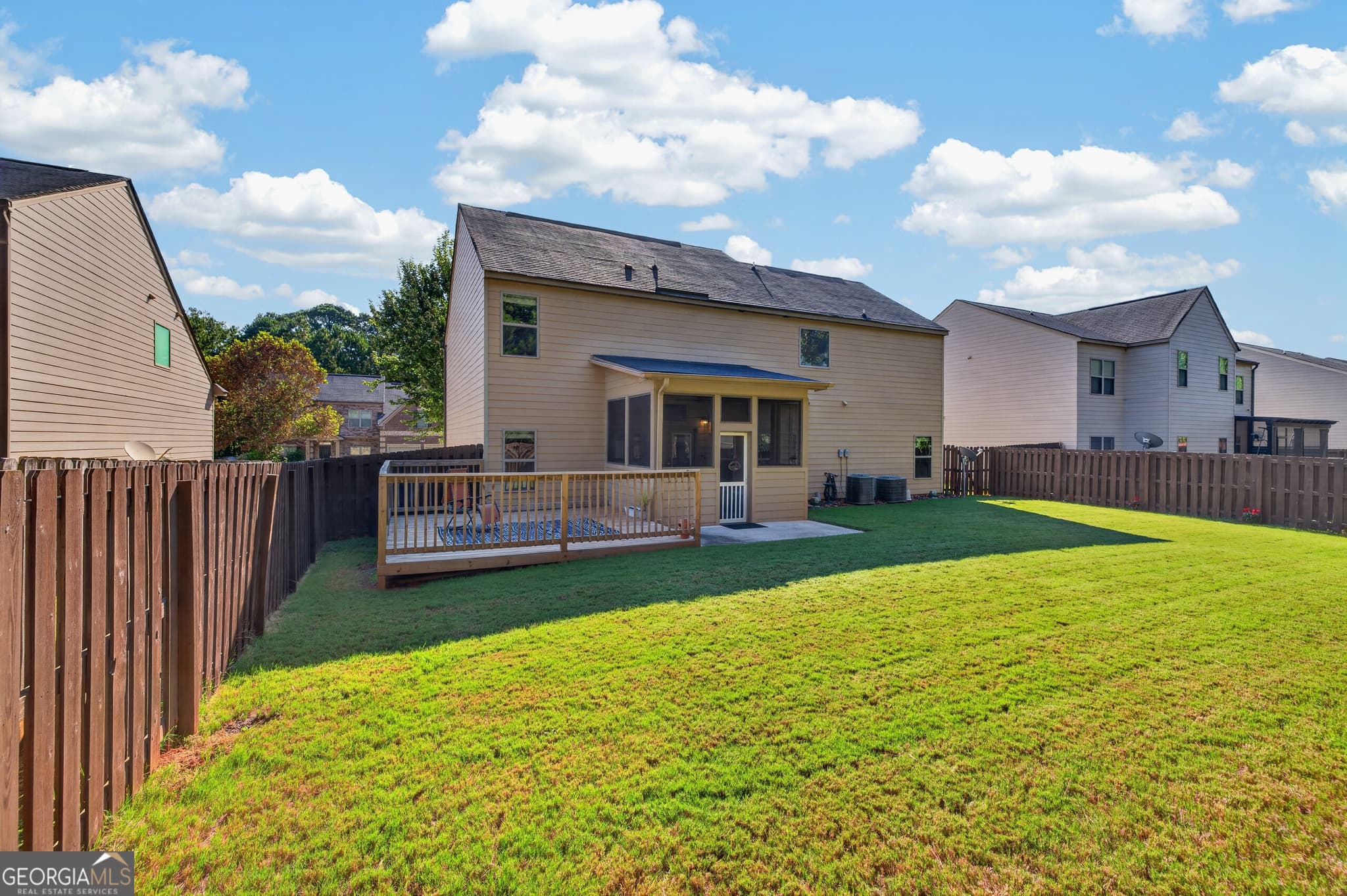 5 bedroom, 3 bathroom, 2,840 sq ft single family residence for rent at 225 Mary Jane Lane, Covington, GA 30016 for $3,100 a month — photo 5