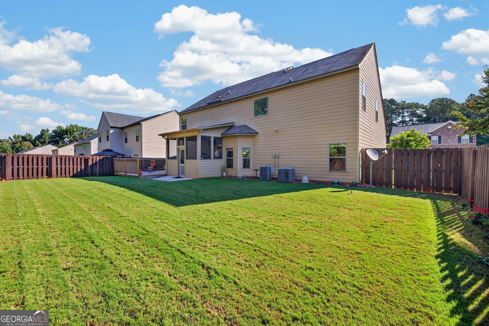 5 bedroom, 3 bathroom, 2,840 sq ft single family residence for rent at 225 Mary Jane Lane, Covington, GA 30016 for $3,100 a month — photo 4