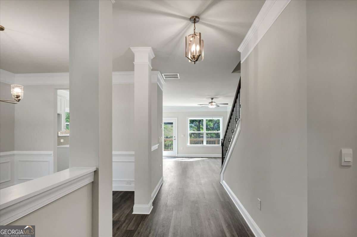 5 bedroom, 3.5 bathroom, 2,628 sq ft single family residence for sale at 3335 Trevi Trail, Douglasville, GA 30135 — photo 2