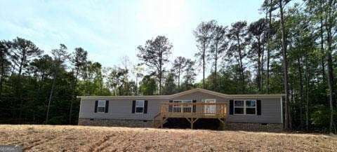 4 bedroom, 2 bathroom manufactured home,single family residence for sale at 523 Welcome Hill Road, Trion, GA 30753 — photo 2