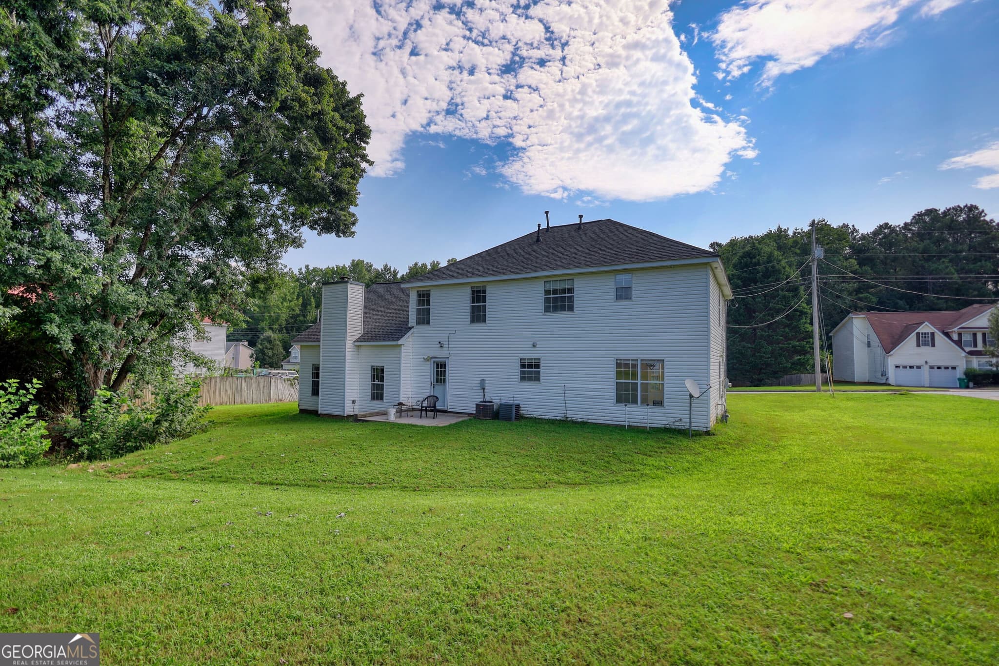 5 bedroom, 3 bathroom, 2,776 sq ft single family residence for sale at 6215 Waterton Drive, Lithonia, GA 30058 — photo 6