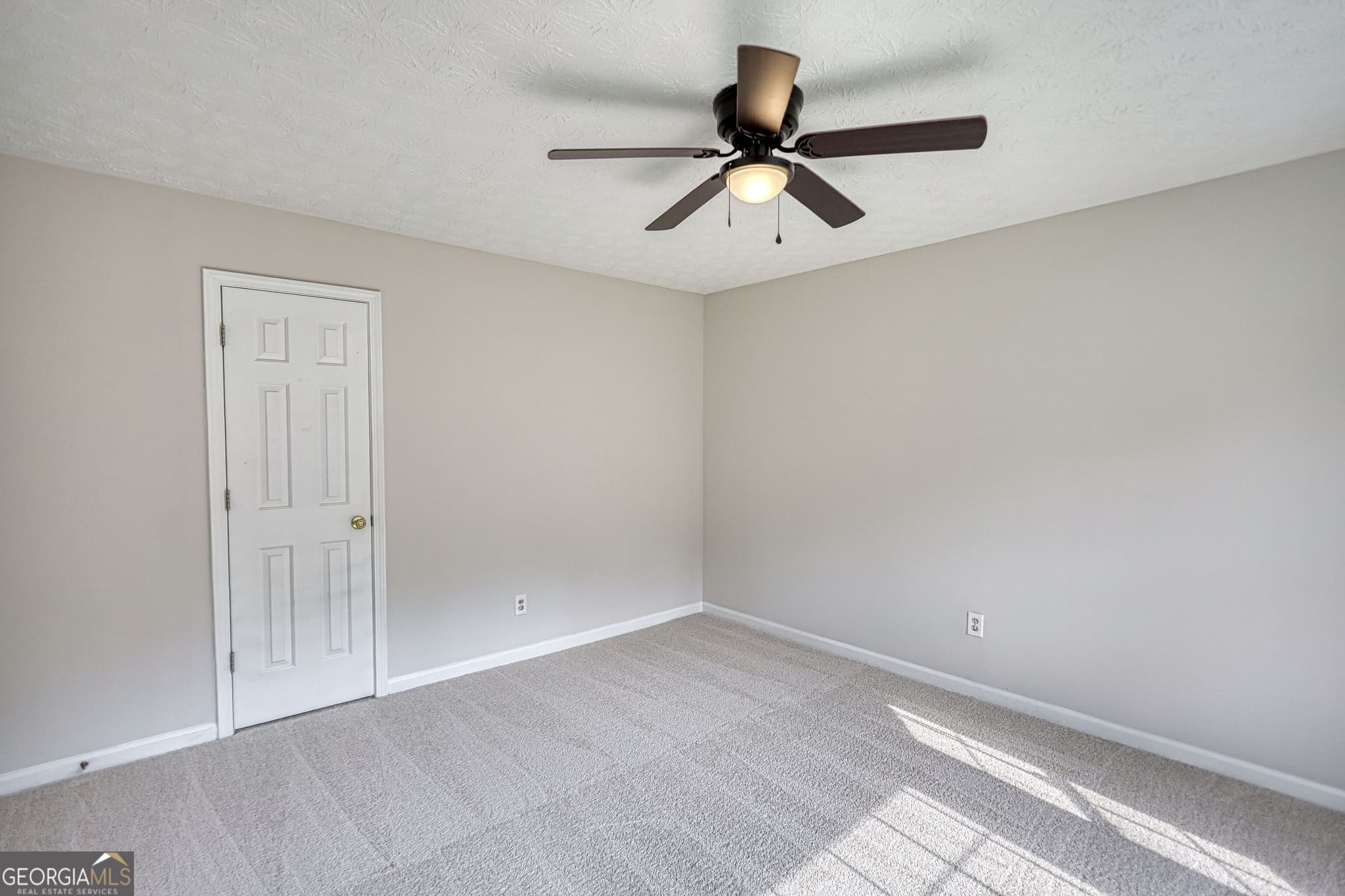 5 bedroom, 3 bathroom, 2,776 sq ft single family residence for sale at 6215 Waterton Drive, Lithonia, GA 30058 — photo 10