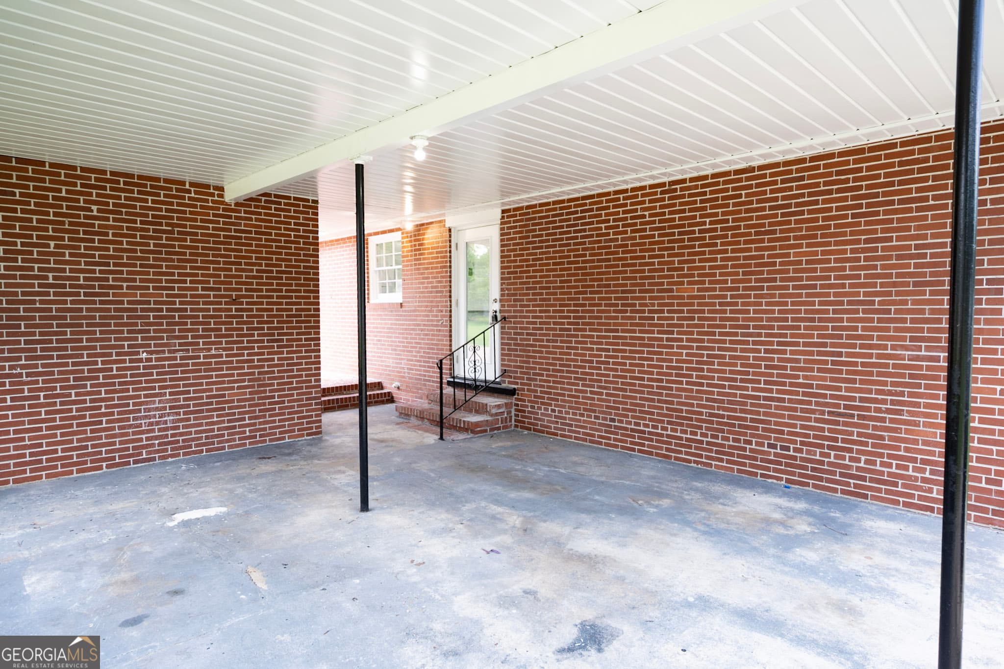 3 bedroom, 2 bathroom, 2,760 sq ft single family residence for sale at 1304 Hill Street, Waycross, GA 31501 — photo 6
