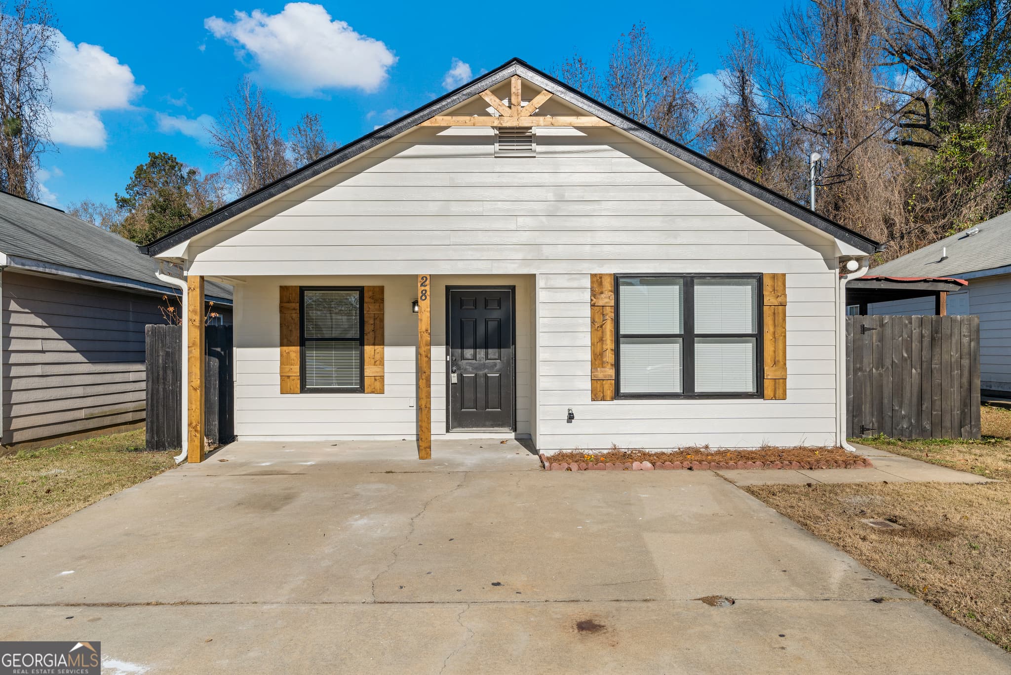 3 bedroom, 2 bathroom, 1,190 sq ft single family residence sold at 28 Ryan Loop, Phenix City, AL 36869