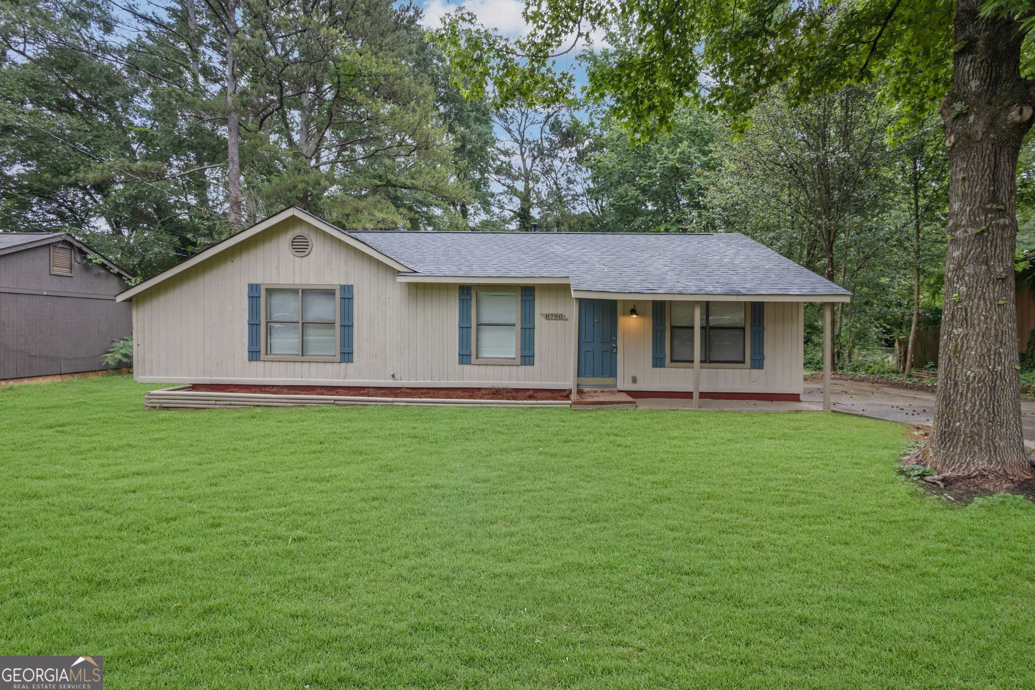 3 bedroom, 1 bathroom, 1,028 sq ft single family residence sold at 8790 Dorsey Road, Riverdale, GA 30274