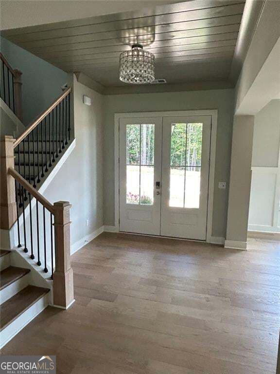 4 bedroom, 3.5 bathroom, 3,933 sq ft single family residence for sale at 1618 Ahaluna Drive, Gainesville, GA 30501 — photo 4