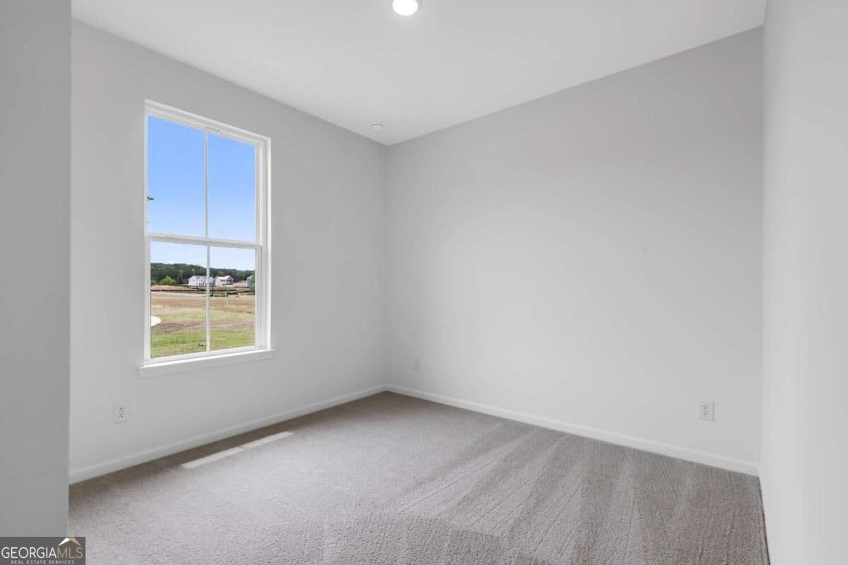 3 bedroom, 2 bathroom single family residence for sale at 174 Sweet Water Lane, Rome, GA 30161 — photo 5
