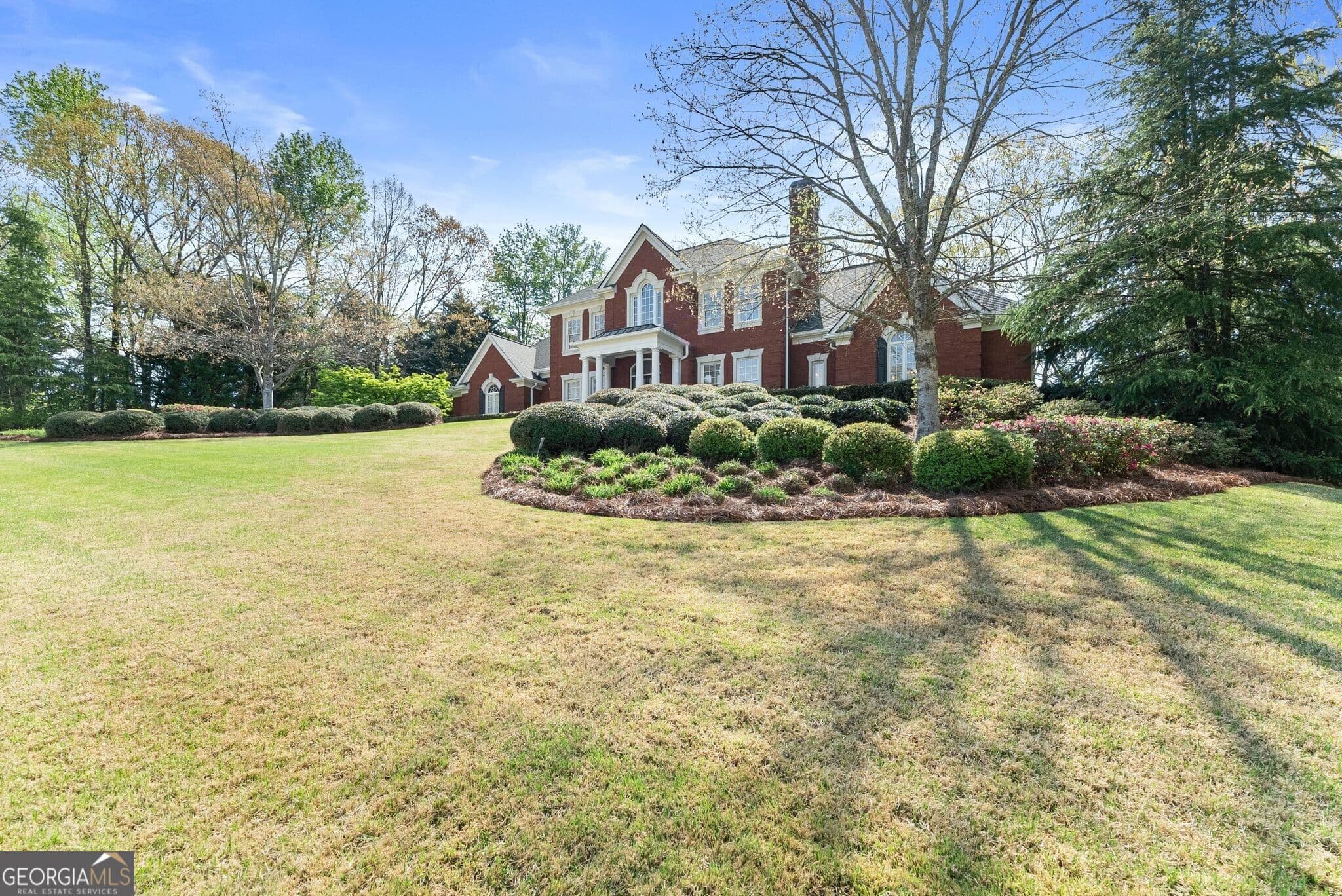 4 bedroom, 4.5 bathroom, 6,999 sq ft single family residence for sale at 2520 Heritage Court, Buford, GA 30518 — photo 6
