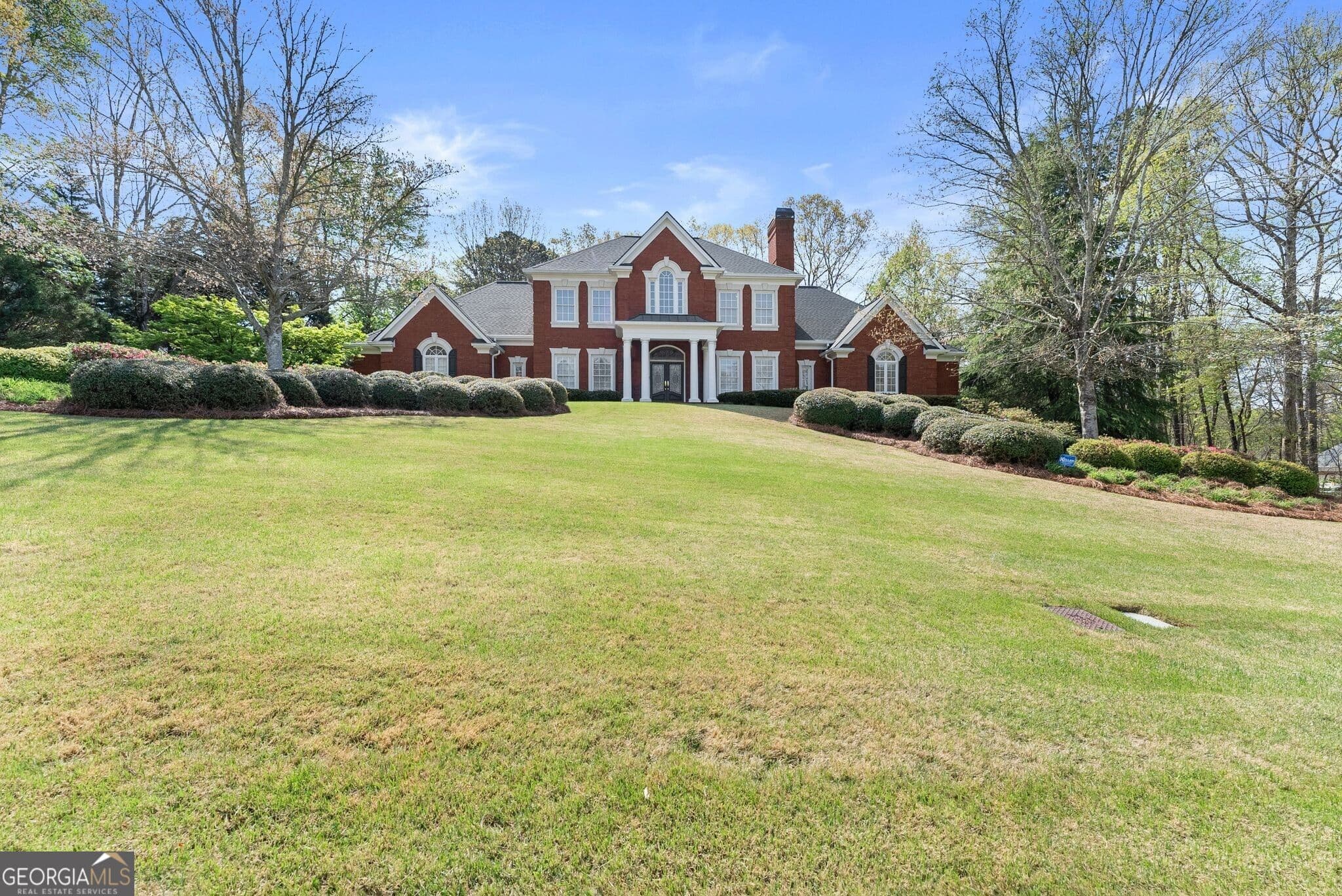 4 bedroom, 4.5 bathroom, 6,999 sq ft single family residence for sale at 2520 Heritage Court, Buford, GA 30518 — photo 5