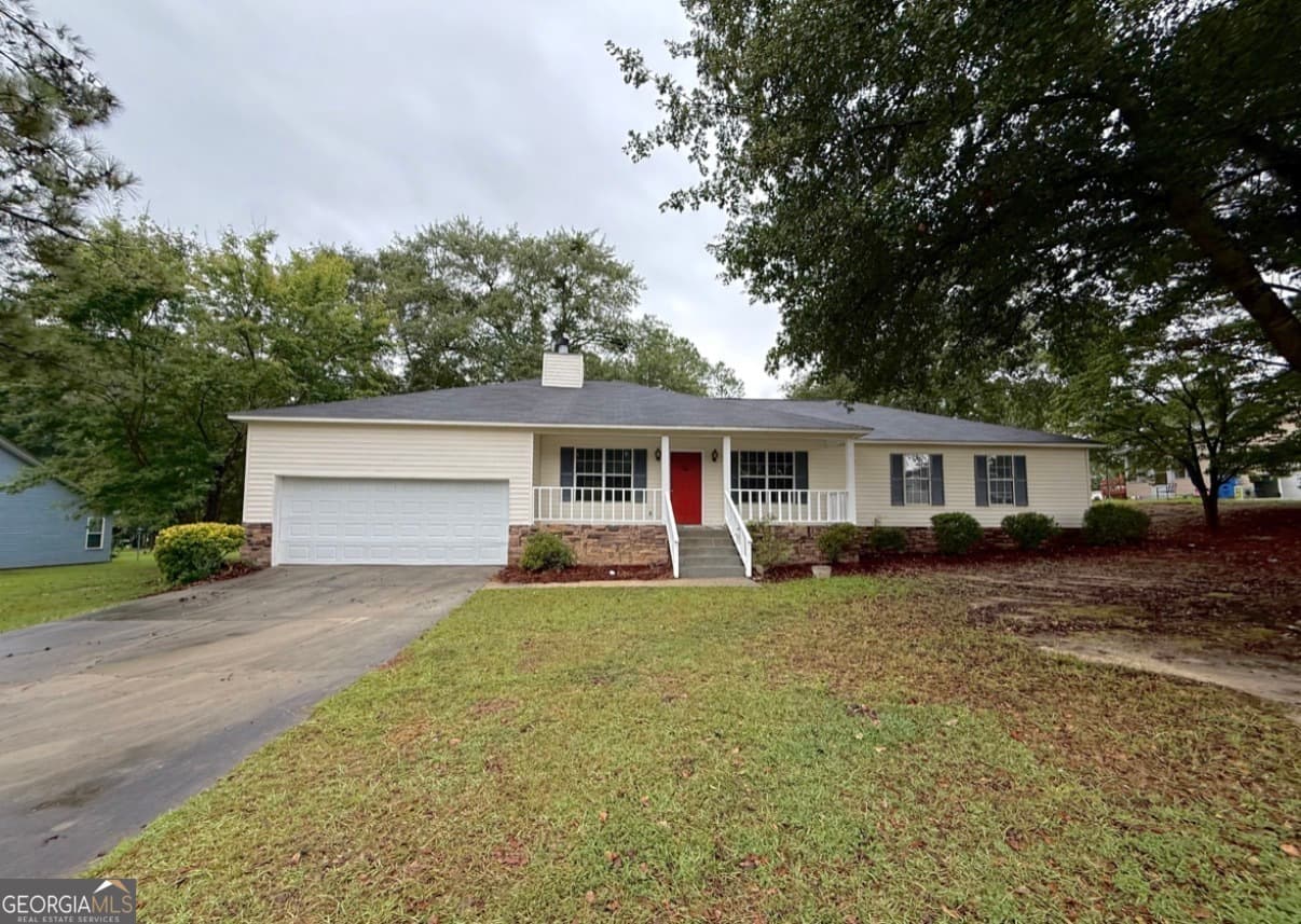3 bedroom, 2 bathroom, 2,090 sq ft single family residence for rent at 105 Mockingbird Drive, Dublin, GA 31021 for $2,200 a month — photo 2