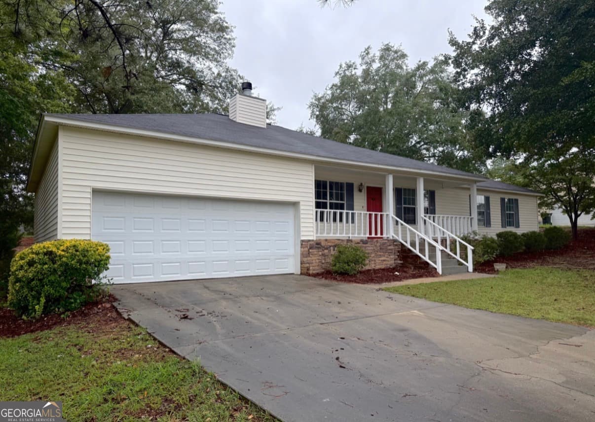 3 bedroom, 2 bathroom, 2,090 sq ft single family residence for rent at 105 Mockingbird Drive, Dublin, GA 31021 for $2,200 a month — photo 7